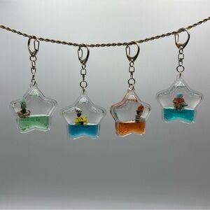 TSUNAMEEZ ONE PIECE LIQUID KEYCHAIN- Lot Of 4 Luffy, Zoro, Law, Franky Acrylic